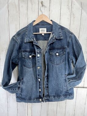 WESC Denim Jean Jacket Men’s small women’s M Thrills Trucker Medium Wash